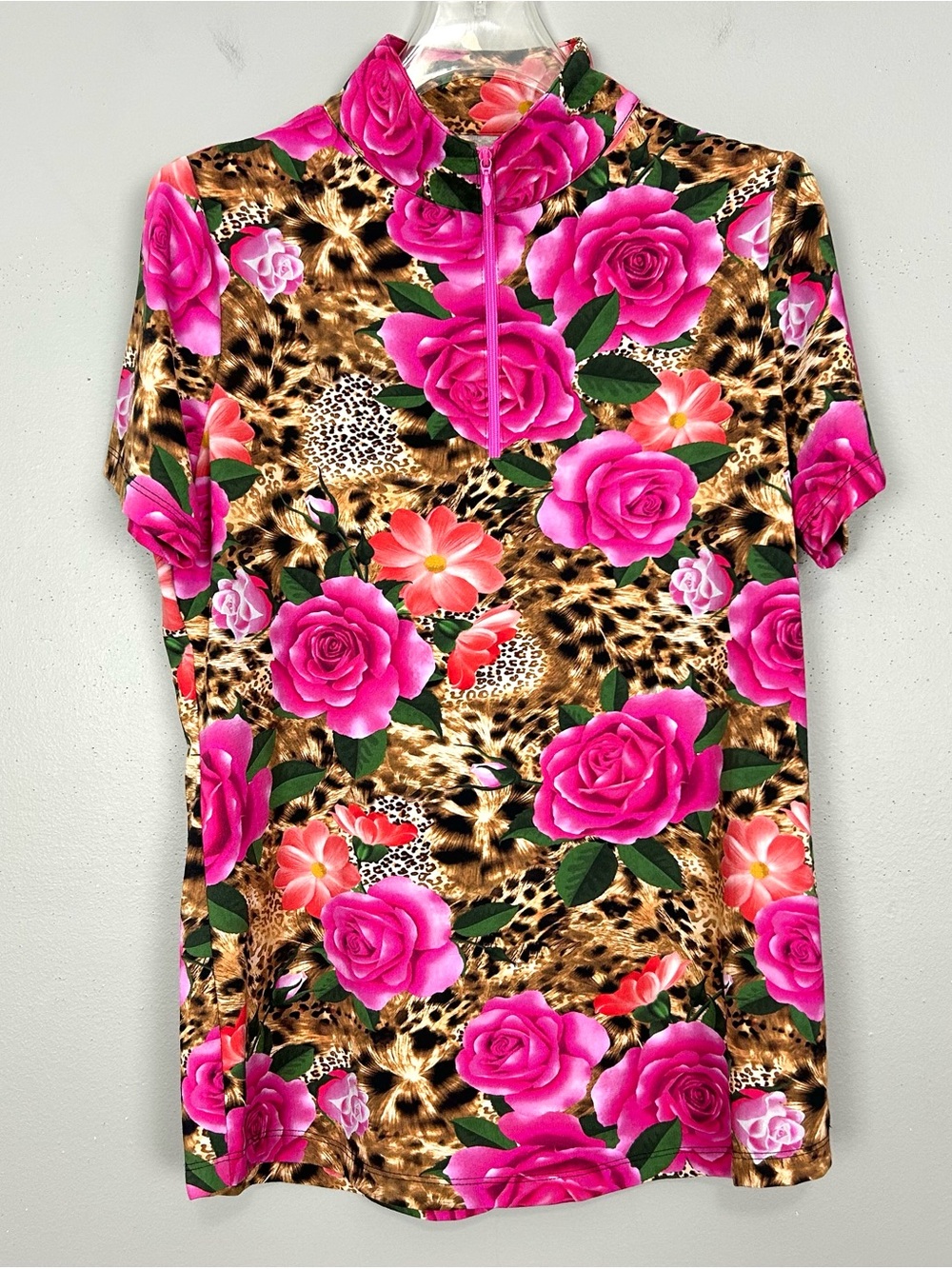 Ibkul Short Sleeve Quarter-Zip Pullover Women’s Size S Jovanna Leopard Rose